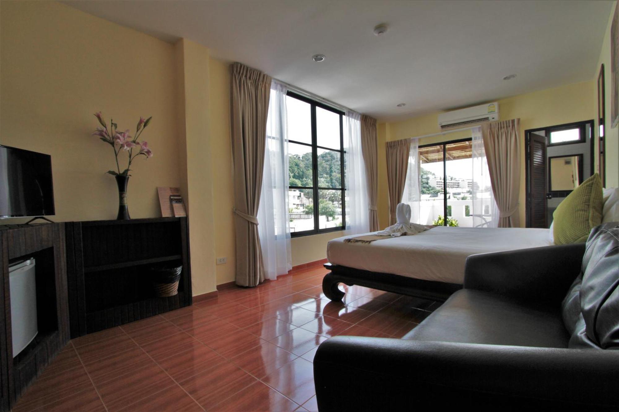 Karon Pool Hotel Phòng bức ảnh