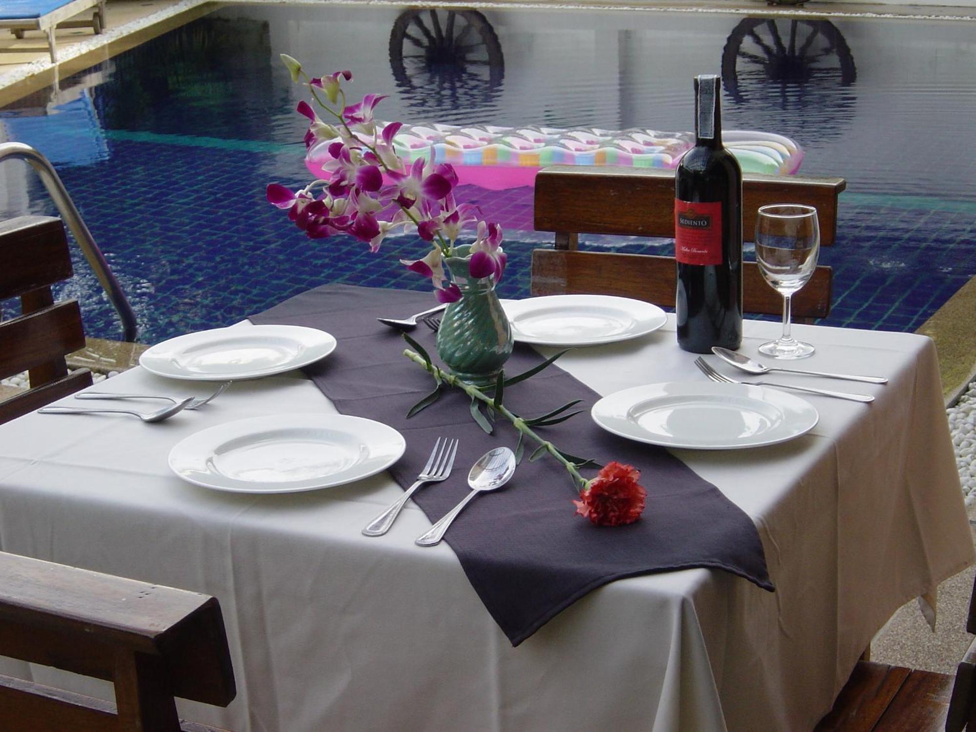 Karon Pool Hotel Ngoại thất bức ảnh