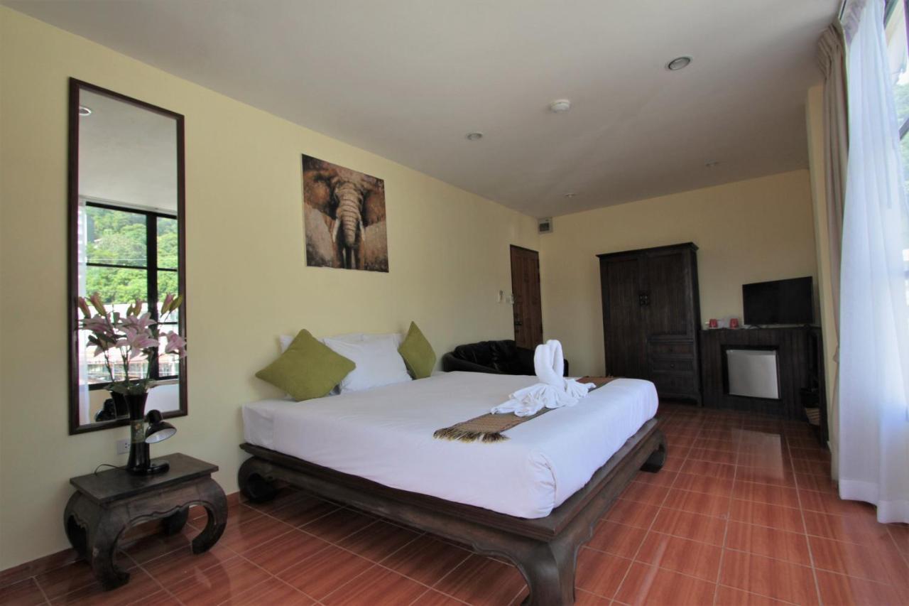 Karon Pool Hotel Ngoại thất bức ảnh